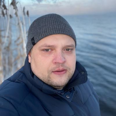 Роман Пахомов