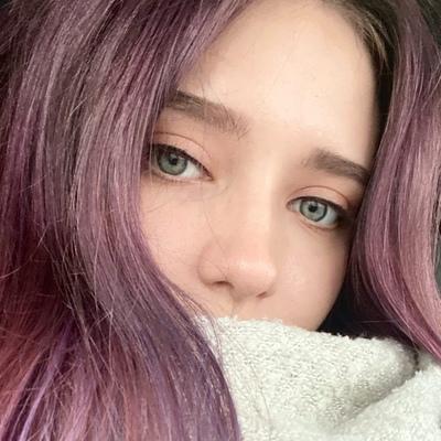 Anya Snegovaya