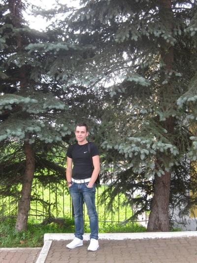 Артём Зубов