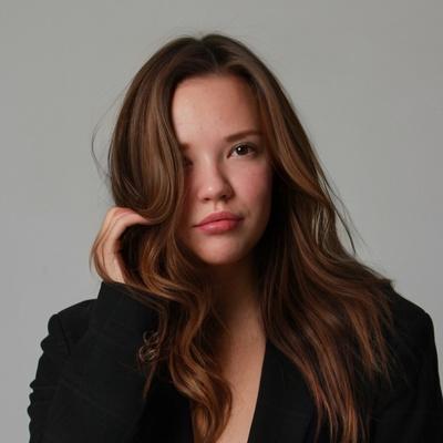 Полина Шестакова
